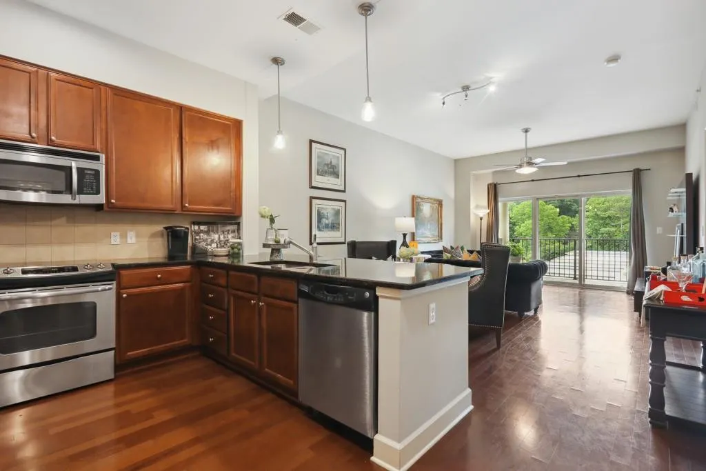 200 River Vista Drive Unit 716, Atlanta, Georgia 30339, 1 Bedroom Bedrooms, ,1 BathroomBathrooms,Residential,Sold,200 River Vista Drive Unit 716,7085277