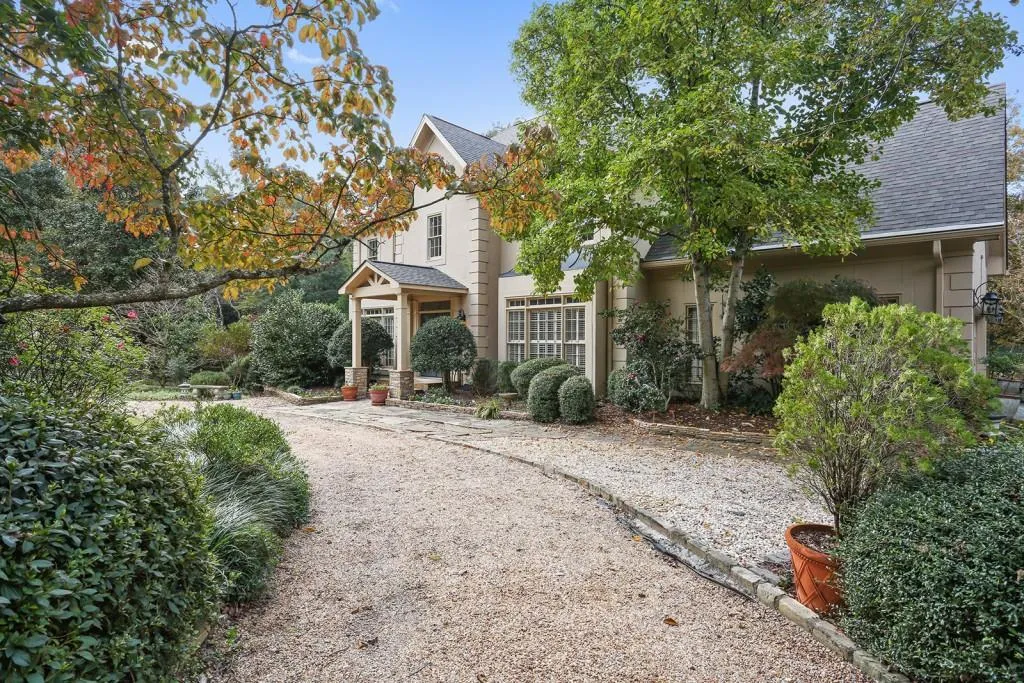 1510 Bakers Glen Drive, Atlanta, Georgia 30350, 5 Bedrooms Bedrooms, ,4 BathroomsBathrooms,Residential,Sold,1510 Bakers Glen Drive,5929576