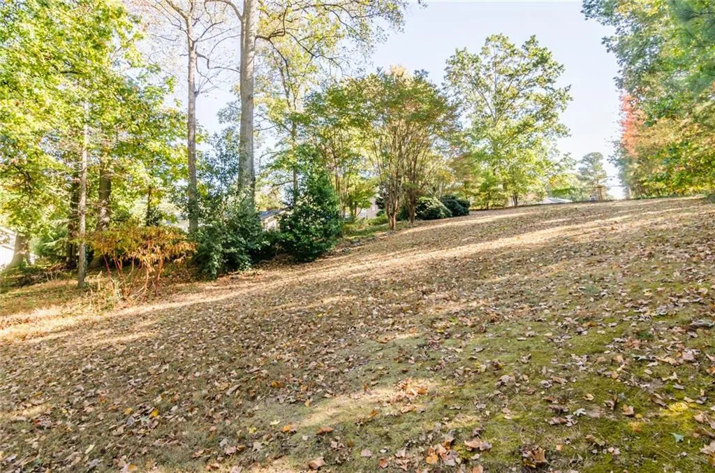 231 Hillswick Court, Sandy Springs, Georgia 30328, 3 Bedrooms Bedrooms, ,3 BathroomsBathrooms,Residential,Sold,231 Hillswick Court,5768724