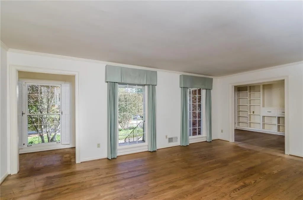 231 Hillswick Court, Sandy Springs, Georgia 30328, 3 Bedrooms Bedrooms, ,3 BathroomsBathrooms,Residential,Sold,231 Hillswick Court,5768724