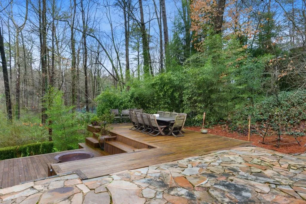 4790 Harris Trail, Sandy Springs, Georgia 30327, 3 Bedrooms Bedrooms, ,3 BathroomsBathrooms,Residential,Sold,4790 Harris Trail,6683699