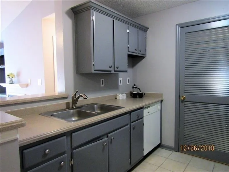 522 Granville Court Unit 522, Sandy Springs, Georgia 30328, 1 Bedroom Bedrooms, ,1 BathroomBathrooms,Residential,Sold,522 Granville Court Unit 522,6113426