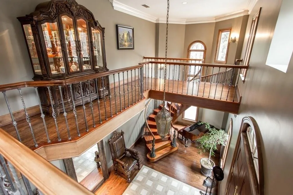 25 Pointe Ridge Drive, Atlanta, Georgia 30328, 4 Bedrooms Bedrooms, ,3 BathroomsBathrooms,Residential,Sold,25 Pointe Ridge Drive,6115283