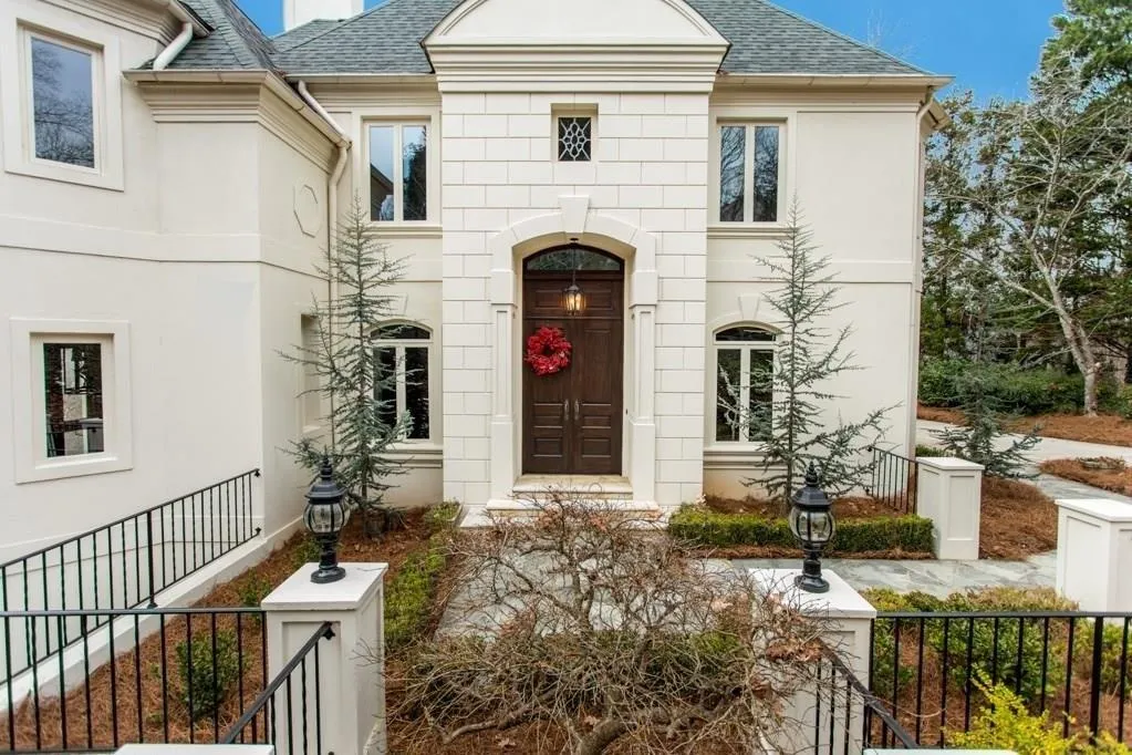 25 Pointe Ridge Drive, Atlanta, Georgia 30328, 4 Bedrooms Bedrooms, ,3 BathroomsBathrooms,Residential,Sold,25 Pointe Ridge Drive,6115283