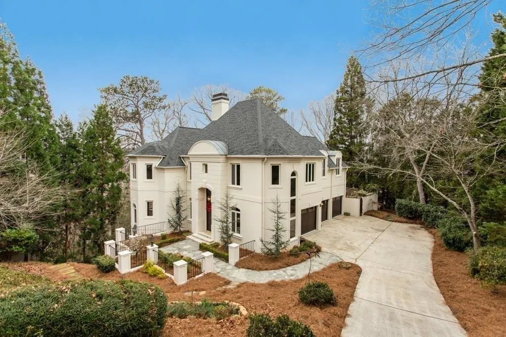 25 Pointe Ridge Drive, Atlanta, Georgia 30328, 4 Bedrooms Bedrooms, ,3 BathroomsBathrooms,Residential,Sold,25 Pointe Ridge Drive,6115283