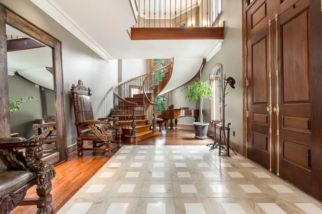 25 Pointe Ridge Drive, Atlanta, Georgia 30328, 4 Bedrooms Bedrooms, ,3 BathroomsBathrooms,Residential,Sold,25 Pointe Ridge Drive,6115283