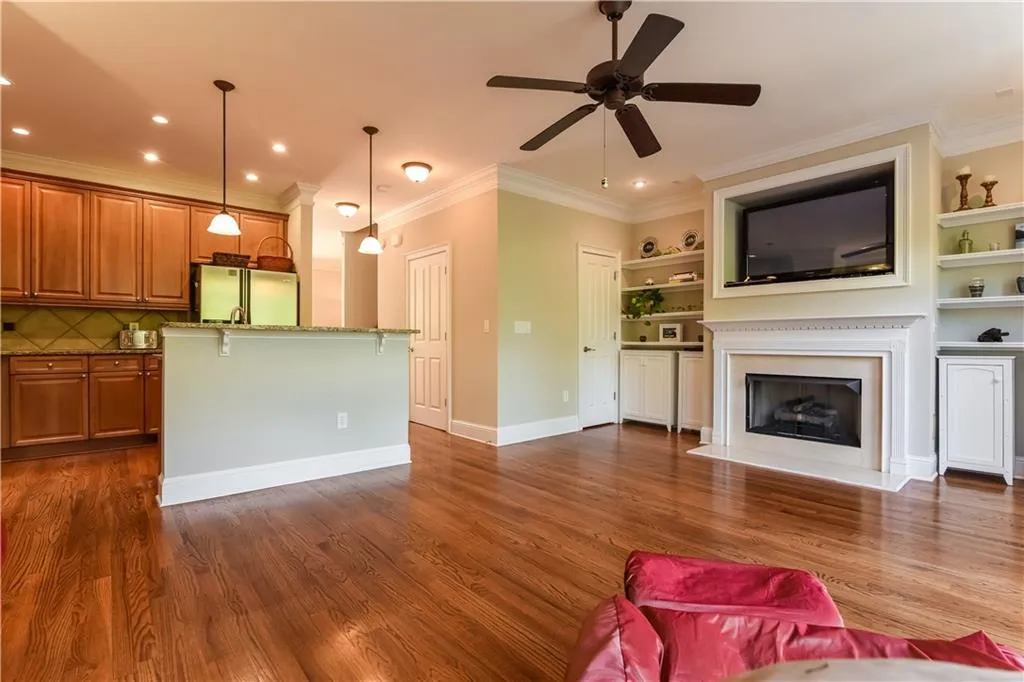 71 High Top Lane, Atlanta, Georgia 30328, 3 Bedrooms Bedrooms, ,3 BathroomsBathrooms,Residential,Sold,71 High Top Lane,5898085