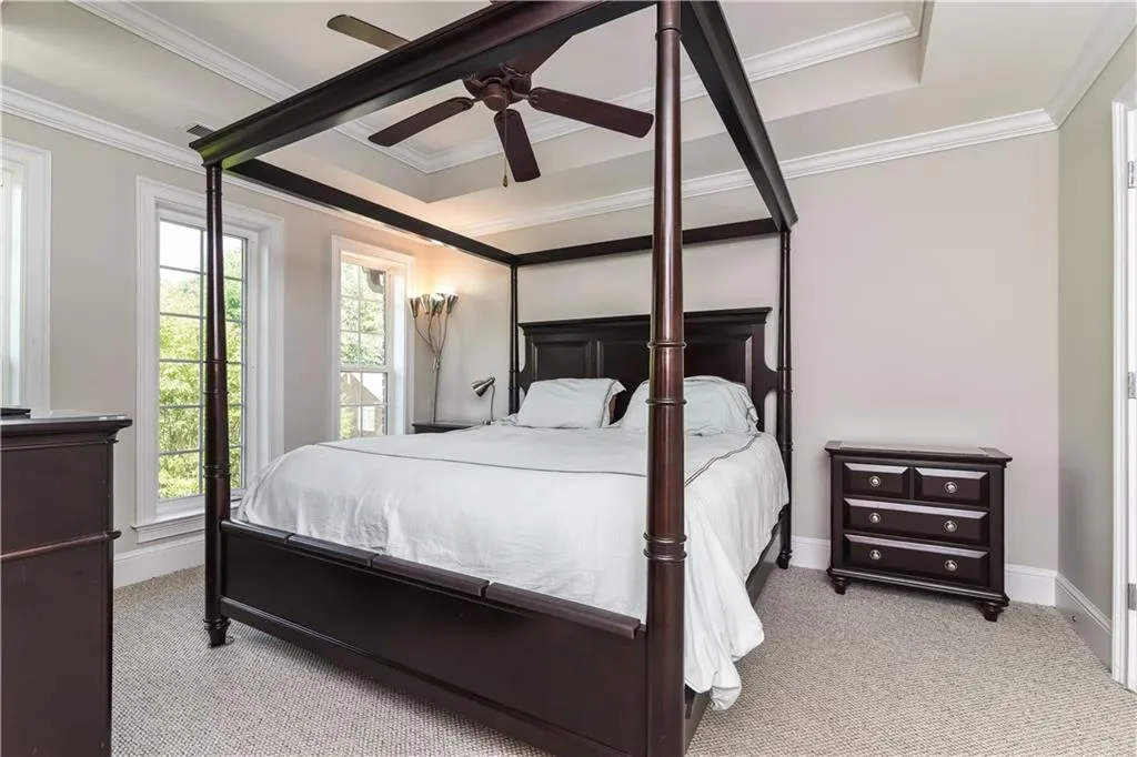 71 High Top Lane, Atlanta, Georgia 30328, 3 Bedrooms Bedrooms, ,3 BathroomsBathrooms,Residential,Sold,71 High Top Lane,5898085