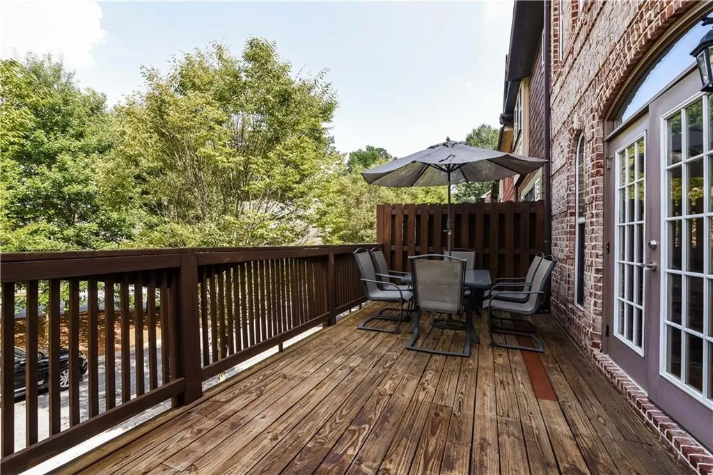 71 High Top Lane, Atlanta, Georgia 30328, 3 Bedrooms Bedrooms, ,3 BathroomsBathrooms,Residential,Sold,71 High Top Lane,5898085