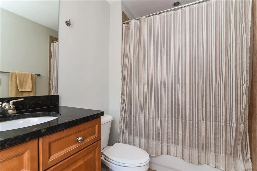 71 High Top Lane, Atlanta, Georgia 30328, 3 Bedrooms Bedrooms, ,3 BathroomsBathrooms,Residential,Sold,71 High Top Lane,5898085