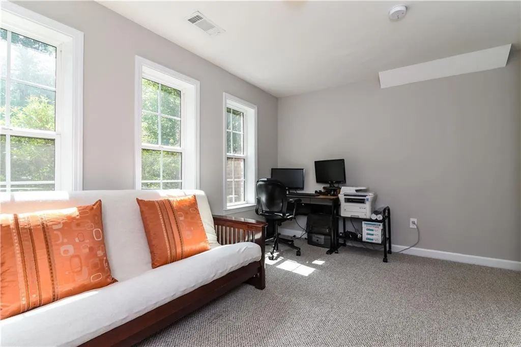 71 High Top Lane, Atlanta, Georgia 30328, 3 Bedrooms Bedrooms, ,3 BathroomsBathrooms,Residential,Sold,71 High Top Lane,5898085