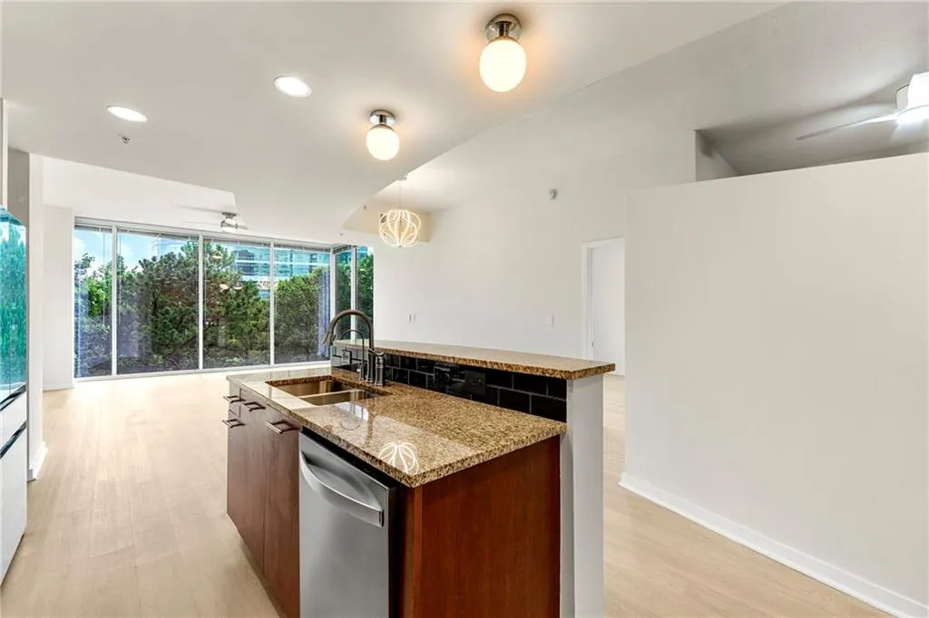 3300 Windy Ridge Parkway Se Unit 809, Atlanta, Georgia 30339, 2 Bedrooms Bedrooms, ,2 BathroomsBathrooms,Residential,For Sale,3300 Windy Ridge Parkway Se Unit 809,7594504