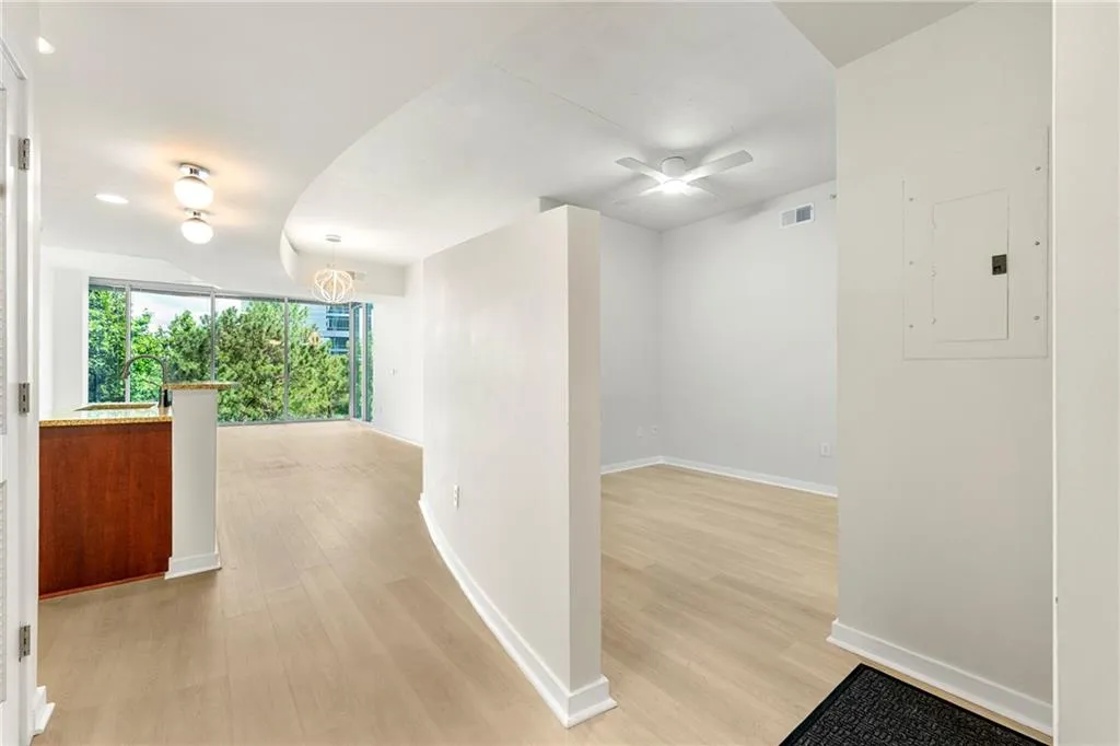 3300 Windy Ridge Parkway Se Unit 809, Atlanta, Georgia 30339, 2 Bedrooms Bedrooms, ,2 BathroomsBathrooms,Residential,For Sale,3300 Windy Ridge Parkway Se Unit 809,7594504