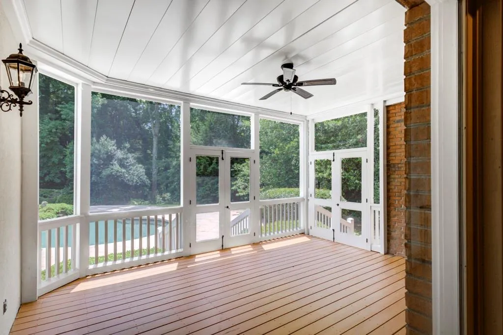 730 Heards Ferry Road, Sandy Springs, Georgia 30328, 4 Bedrooms Bedrooms, ,4 BathroomsBathrooms,Residential,Sold,730 Heards Ferry Road,7251046