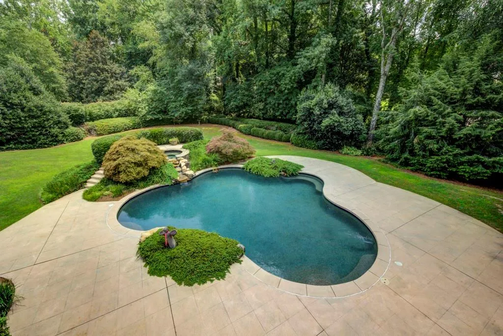 730 Heards Ferry Road, Sandy Springs, Georgia 30328, 4 Bedrooms Bedrooms, ,4 BathroomsBathrooms,Residential,Sold,730 Heards Ferry Road,7251046