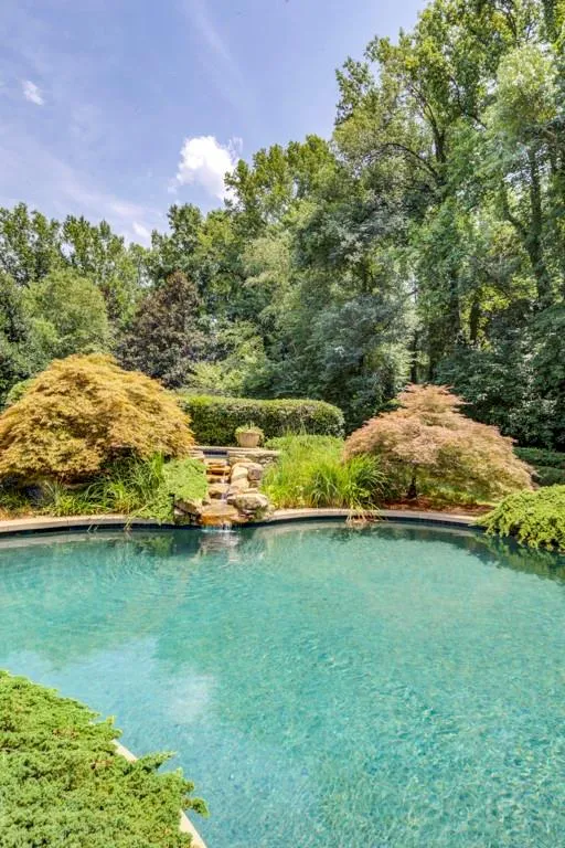 730 Heards Ferry Road, Sandy Springs, Georgia 30328, 4 Bedrooms Bedrooms, ,4 BathroomsBathrooms,Residential,Sold,730 Heards Ferry Road,7251046