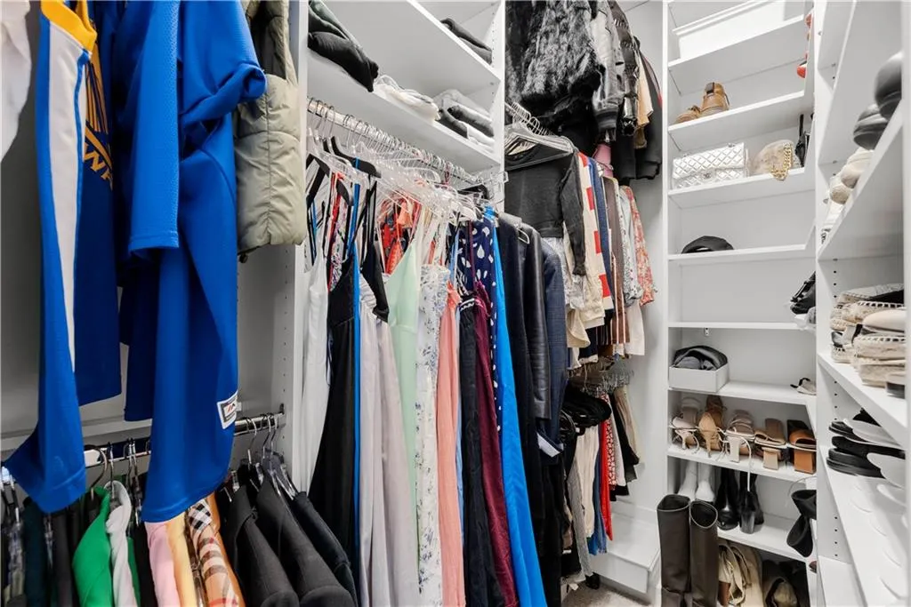 6602 Sterling Drive, Sandy Springs, Georgia 30328, 1 Bedroom Bedrooms, ,1 BathroomBathrooms,Residential,Sold,6602 Sterling Drive,7008608