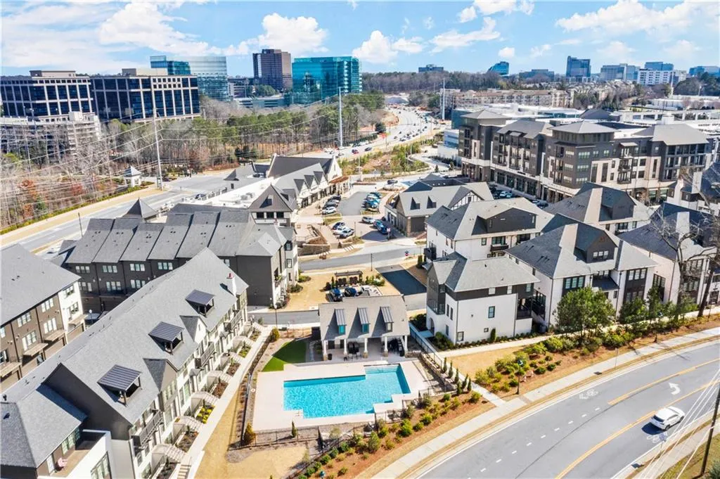 6602 Sterling Drive, Sandy Springs, Georgia 30328, 1 Bedroom Bedrooms, ,1 BathroomBathrooms,Residential,Sold,6602 Sterling Drive,7008608