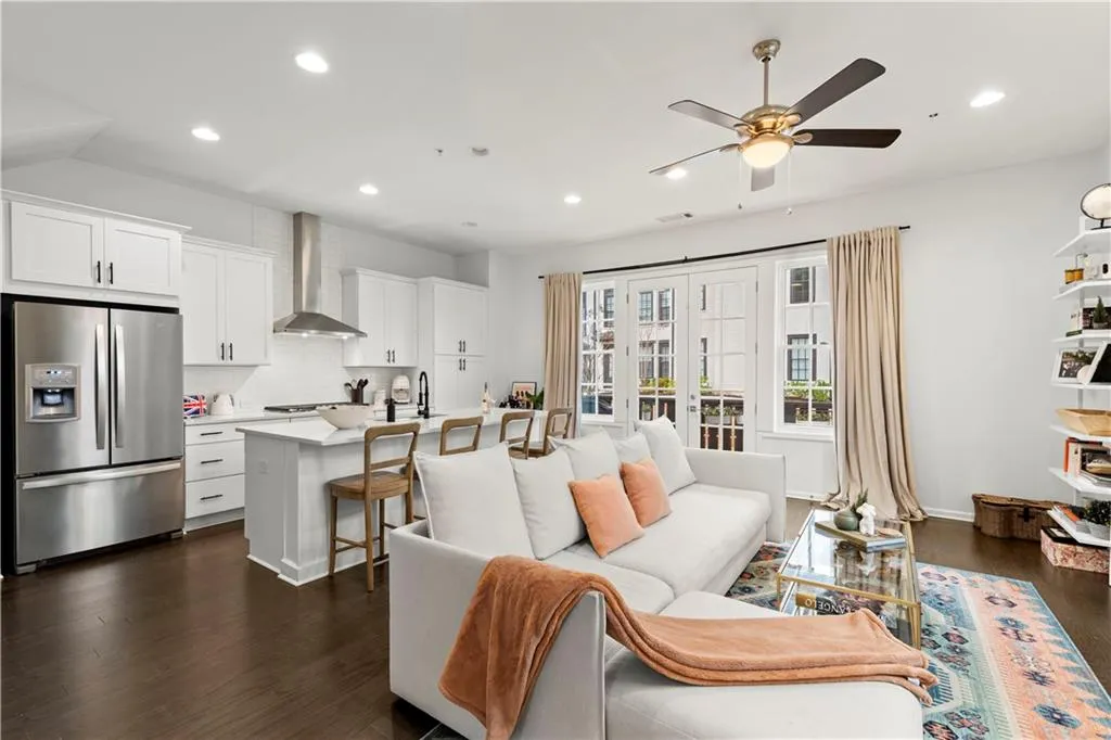 6602 Sterling Drive, Sandy Springs, Georgia 30328, 1 Bedroom Bedrooms, ,1 BathroomBathrooms,Residential,Sold,6602 Sterling Drive,7008608