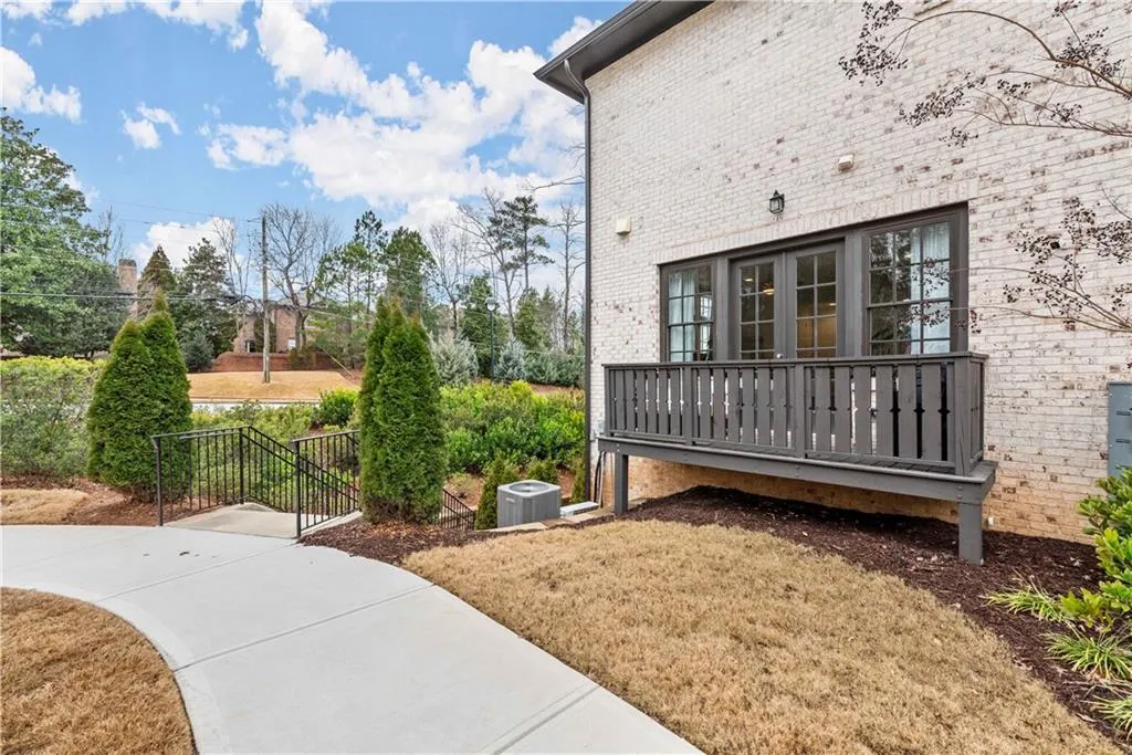 6602 Sterling Drive, Sandy Springs, Georgia 30328, 1 Bedroom Bedrooms, ,1 BathroomBathrooms,Residential,Sold,6602 Sterling Drive,7008608