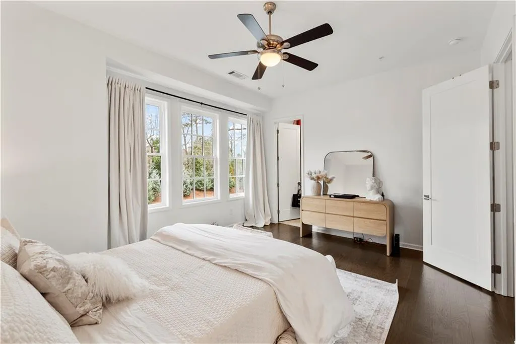 6602 Sterling Drive, Sandy Springs, Georgia 30328, 1 Bedroom Bedrooms, ,1 BathroomBathrooms,Residential,Sold,6602 Sterling Drive,7008608