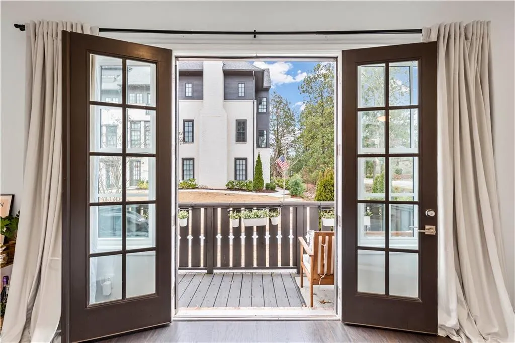 6602 Sterling Drive, Sandy Springs, Georgia 30328, 1 Bedroom Bedrooms, ,1 BathroomBathrooms,Residential,Sold,6602 Sterling Drive,7008608