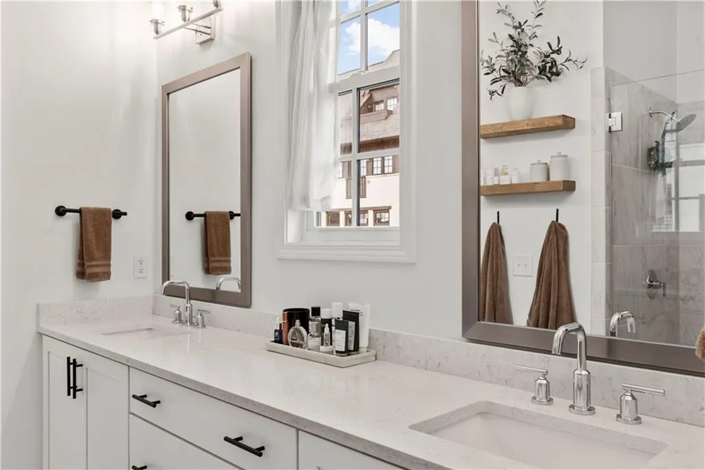 6602 Sterling Drive, Sandy Springs, Georgia 30328, 1 Bedroom Bedrooms, ,1 BathroomBathrooms,Residential,Sold,6602 Sterling Drive,7008608