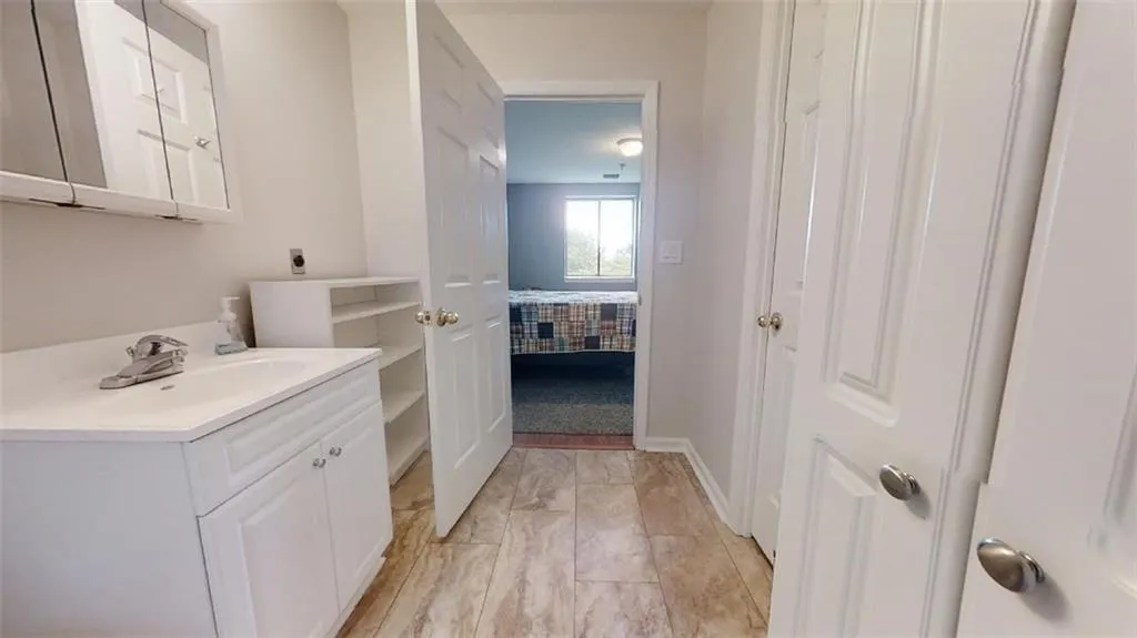 300 Johnson Ferry Road Ne Unit A701, Sandy Springs, Georgia 30328, 1 Bedroom Bedrooms, ,1 BathroomBathrooms,Residential,Sold,300 Johnson Ferry Road Ne Unit A701,7224912 300 Johnson Ferry Road Ne Unit A701, Sandy Springs, Georgia 30328, 1 Bedroom Bedrooms, ,1 BathroomBathrooms,Residential,Sold,300 Johnson Ferry Road Ne Unit A701,7224912