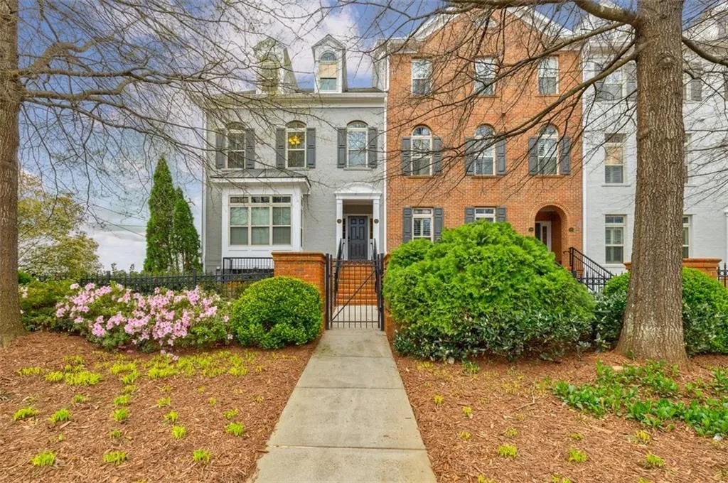 274 Le Gran Bend, Sandy Springs, Georgia 30328, 2 Bedrooms Bedrooms, ,2 BathroomsBathrooms,Residential,Sold,274 Le Gran Bend,7030812