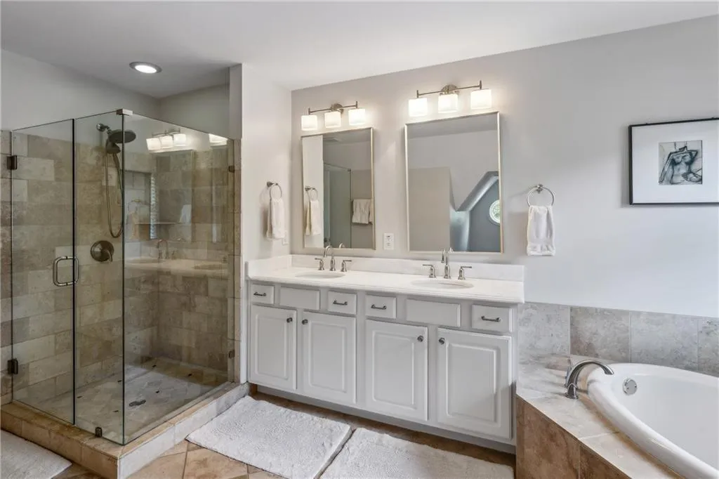 2874 Elliott Circle Ne, Atlanta, Georgia 30305, 3 Bedrooms Bedrooms, ,3 BathroomsBathrooms,Residential,For Sale,2874 Elliott Circle Ne,7623465