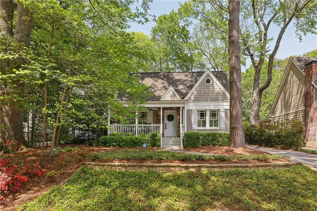 2874 Elliott Circle Ne, Atlanta, Georgia 30305, 3 Bedrooms Bedrooms, ,3 BathroomsBathrooms,Residential,For Sale,2874 Elliott Circle Ne,7623465
