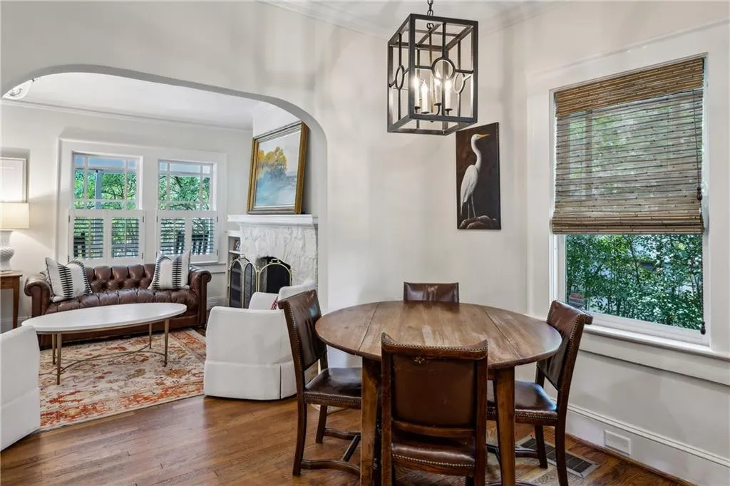 2874 Elliott Circle Ne, Atlanta, Georgia 30305, 3 Bedrooms Bedrooms, ,3 BathroomsBathrooms,Residential,For Sale,2874 Elliott Circle Ne,7623465