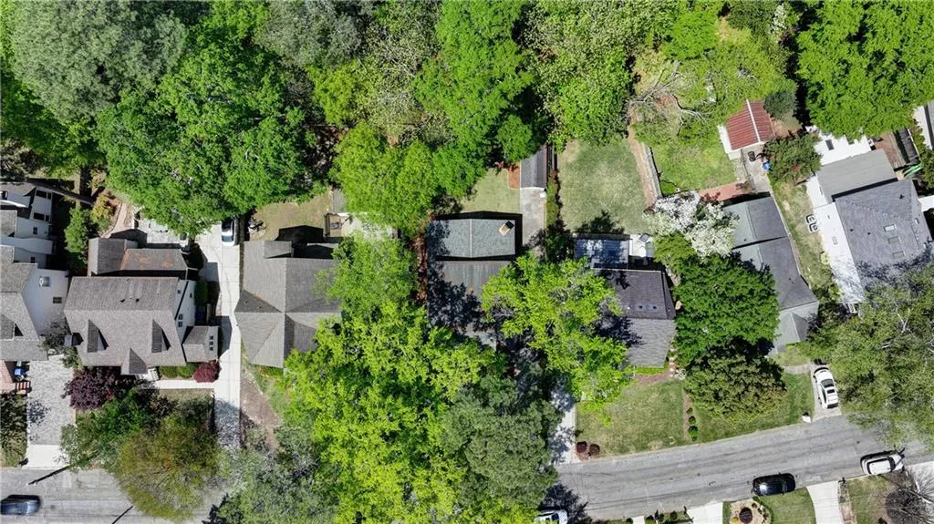 2874 Elliott Circle Ne, Atlanta, Georgia 30305, 3 Bedrooms Bedrooms, ,3 BathroomsBathrooms,Residential,For Sale,2874 Elliott Circle Ne,7623465