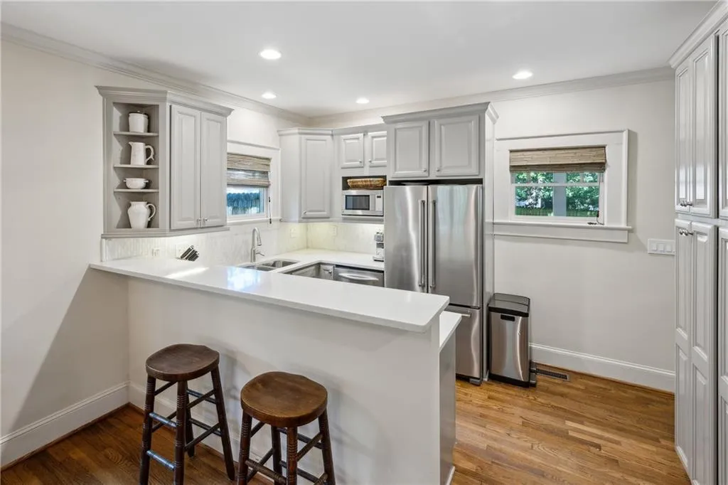 2874 Elliott Circle Ne, Atlanta, Georgia 30305, 3 Bedrooms Bedrooms, ,3 BathroomsBathrooms,Residential,For Sale,2874 Elliott Circle Ne,7623465