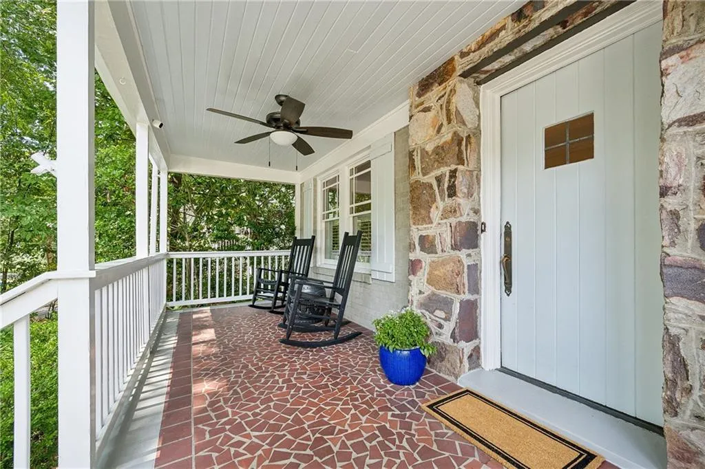2874 Elliott Circle Ne, Atlanta, Georgia 30305, 3 Bedrooms Bedrooms, ,3 BathroomsBathrooms,Residential,For Sale,2874 Elliott Circle Ne,7623465