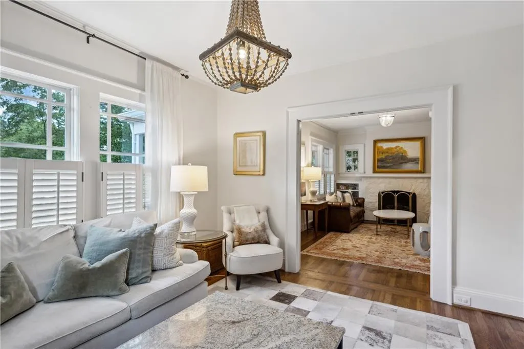 2874 Elliott Circle Ne, Atlanta, Georgia 30305, 3 Bedrooms Bedrooms, ,3 BathroomsBathrooms,Residential,For Sale,2874 Elliott Circle Ne,7623465