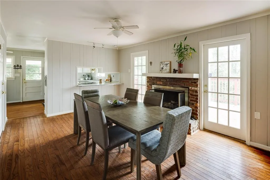 6705 Wright Road, Sandy Springs, Georgia 30328, 4 Bedrooms Bedrooms, ,3 BathroomsBathrooms,Residential,Sold,6705 Wright Road,6981019
