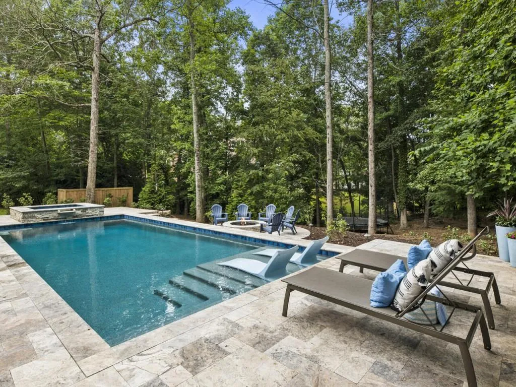 8410 Lazy Oaks Court, Sandy Springs, Georgia 30350, 5 Bedrooms Bedrooms, ,6 BathroomsBathrooms,Residential,Sold,8410 Lazy Oaks Court,7241684