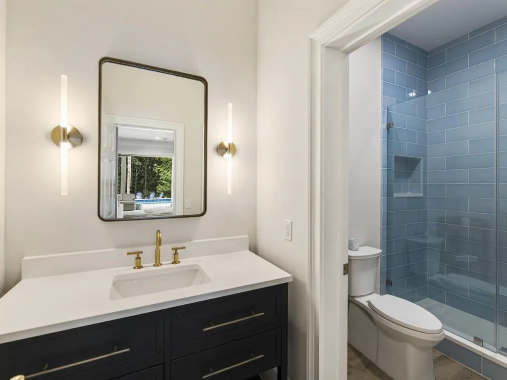 8410 Lazy Oaks Court, Sandy Springs, Georgia 30350, 5 Bedrooms Bedrooms, ,6 BathroomsBathrooms,Residential,Sold,8410 Lazy Oaks Court,7241684