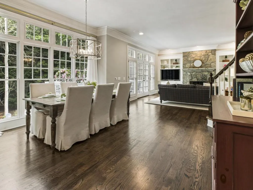 8410 Lazy Oaks Court, Sandy Springs, Georgia 30350, 5 Bedrooms Bedrooms, ,6 BathroomsBathrooms,Residential,Sold,8410 Lazy Oaks Court,7241684