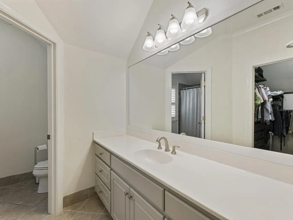 8410 Lazy Oaks Court, Sandy Springs, Georgia 30350, 5 Bedrooms Bedrooms, ,6 BathroomsBathrooms,Residential,Sold,8410 Lazy Oaks Court,7241684