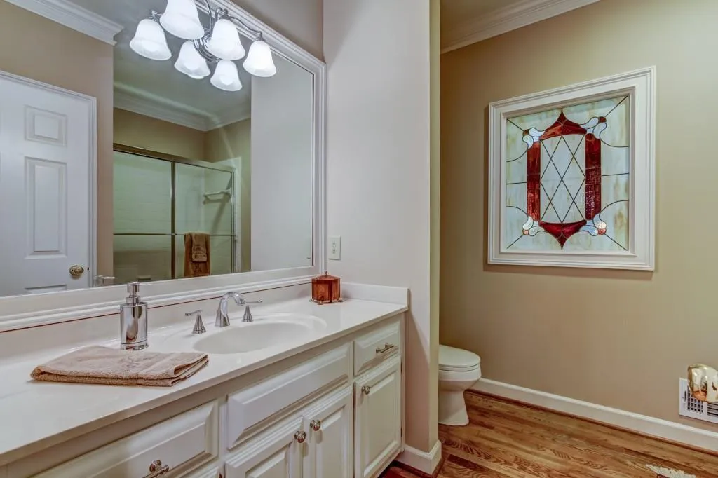 1700 Brandon Hall Drive, Sandy Springs, Georgia 30350, 6 Bedrooms Bedrooms, ,4 BathroomsBathrooms,Residential,Sold,1700 Brandon Hall Drive,5999284