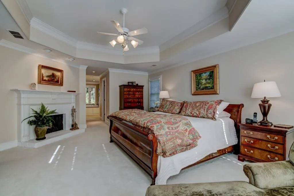 1700 Brandon Hall Drive, Sandy Springs, Georgia 30350, 6 Bedrooms Bedrooms, ,4 BathroomsBathrooms,Residential,Sold,1700 Brandon Hall Drive,5999284