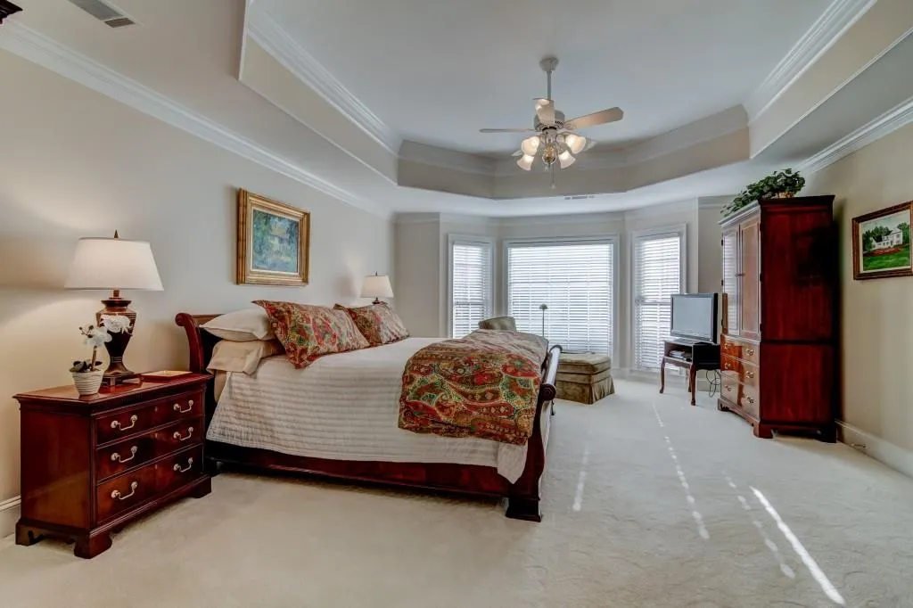 1700 Brandon Hall Drive, Sandy Springs, Georgia 30350, 6 Bedrooms Bedrooms, ,4 BathroomsBathrooms,Residential,Sold,1700 Brandon Hall Drive,5999284