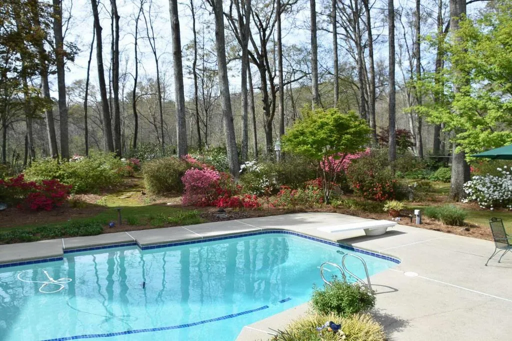 1700 Brandon Hall Drive, Sandy Springs, Georgia 30350, 6 Bedrooms Bedrooms, ,4 BathroomsBathrooms,Residential,Sold,1700 Brandon Hall Drive,5999284