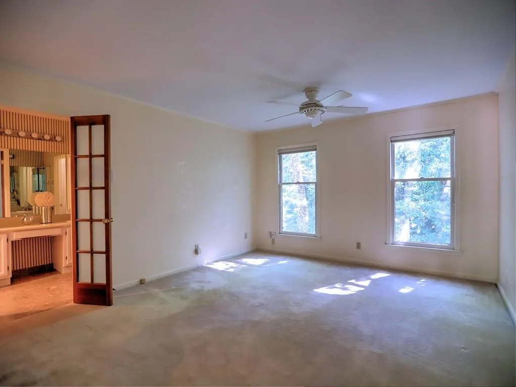 302 Garden Court Unit 302, Sandy Springs, Georgia 30328, 3 Bedrooms Bedrooms, ,2 BathroomsBathrooms,Residential,Sold,302 Garden Court Unit 302,6767165