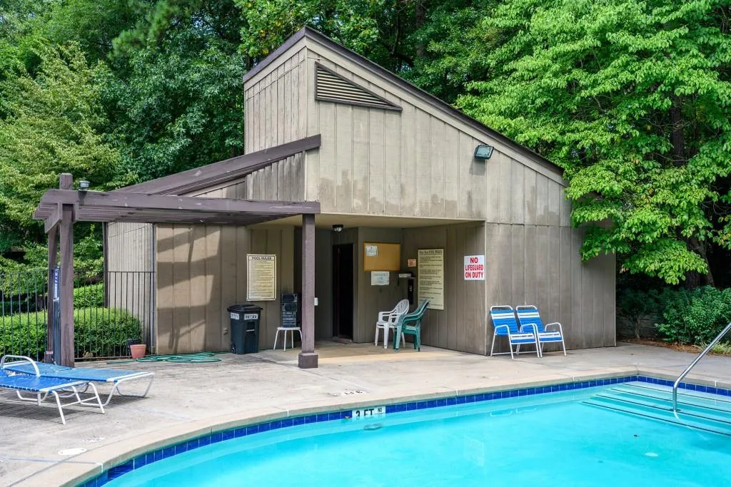 503 River Run Drive, Sandy Springs, Georgia 30350, 1 Bedroom Bedrooms, ,1 BathroomBathrooms,Residential,Sold,503 River Run Drive,6606158