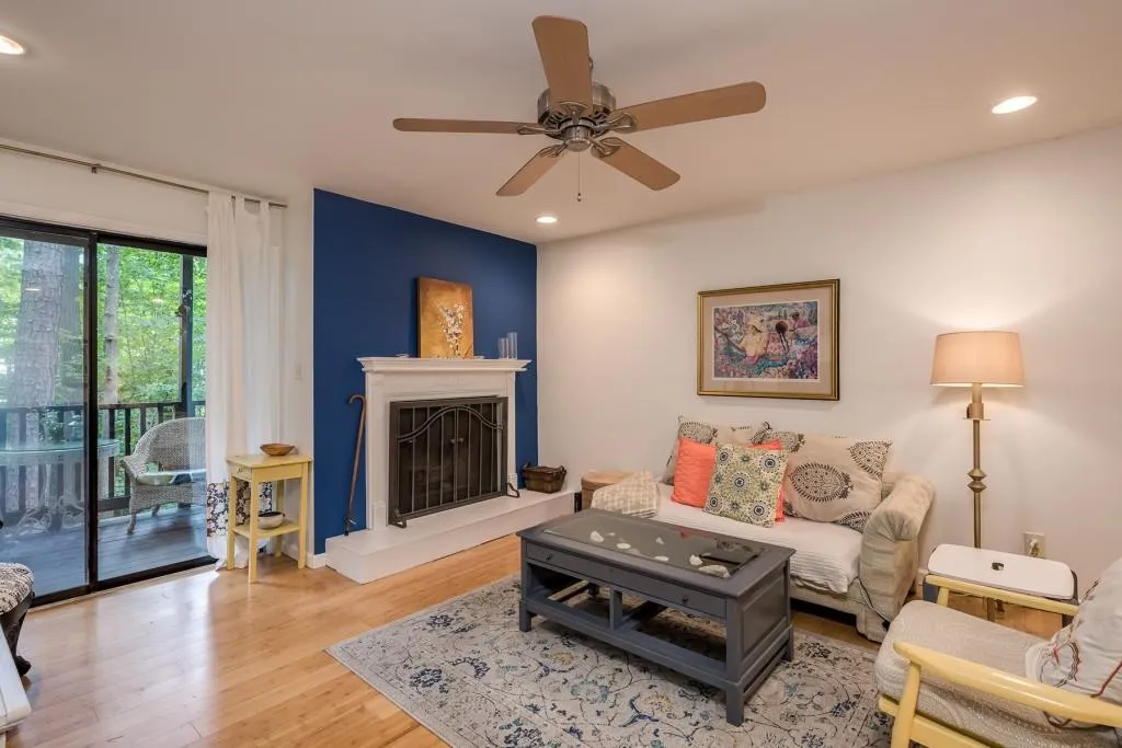 503 River Run Drive, Sandy Springs, Georgia 30350, 1 Bedroom Bedrooms, ,1 BathroomBathrooms,Residential,Sold,503 River Run Drive,6606158