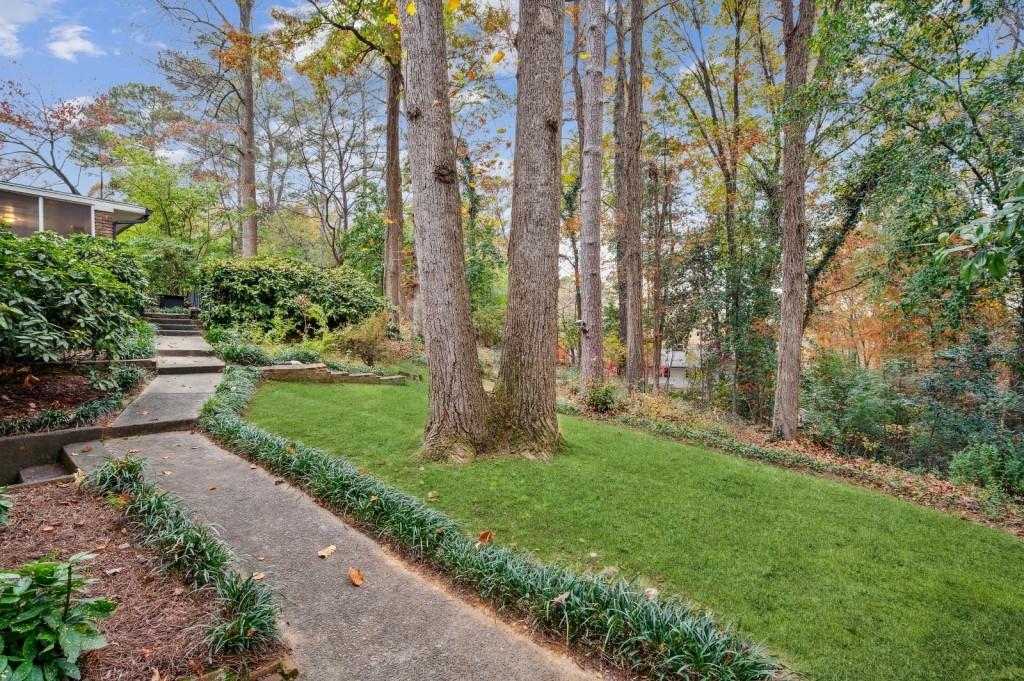 820 Starlight Circle, Sandy Springs, Georgia 30342, 3 Bedrooms Bedrooms, ,3 BathroomsBathrooms,Residential,Sold,820 Starlight Circle,7338852