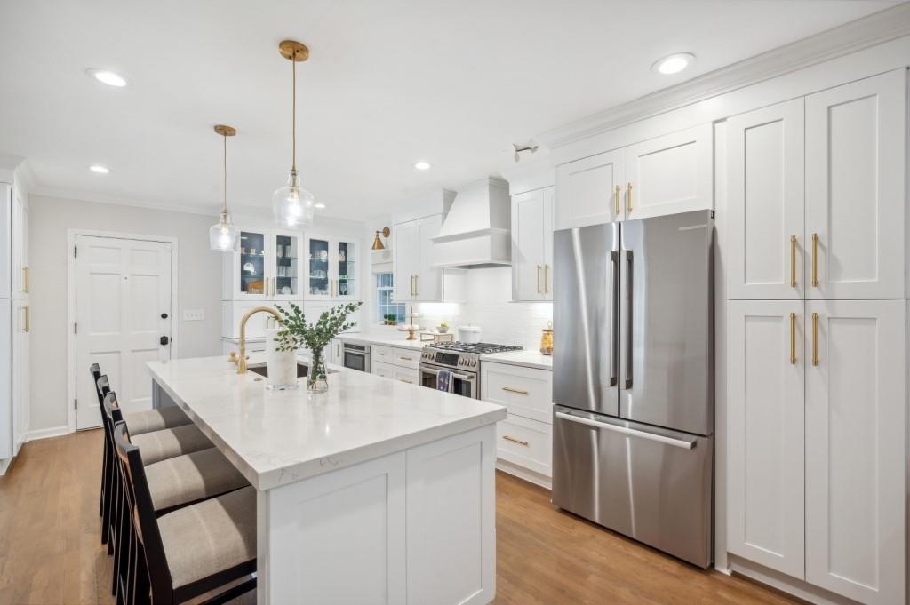 820 Starlight Circle, Sandy Springs, Georgia 30342, 3 Bedrooms Bedrooms, ,3 BathroomsBathrooms,Residential,Sold,820 Starlight Circle,7338852